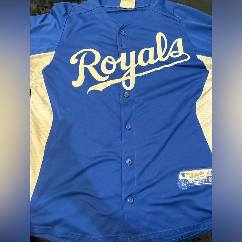 Royals baseball jersey tshirt  size not actual